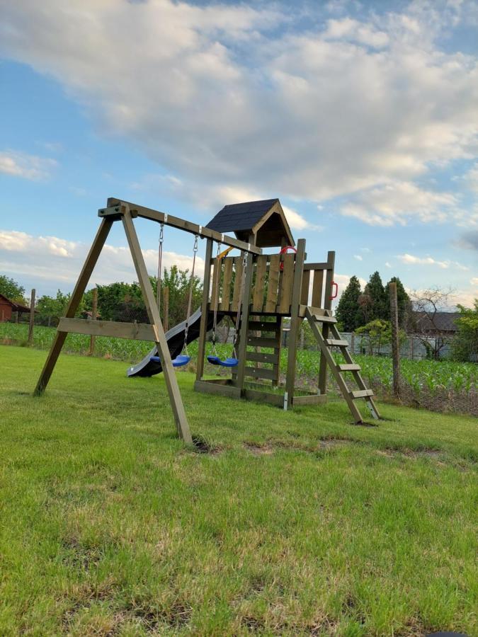 Apartmany Roland Veľký Meder 外观 照片